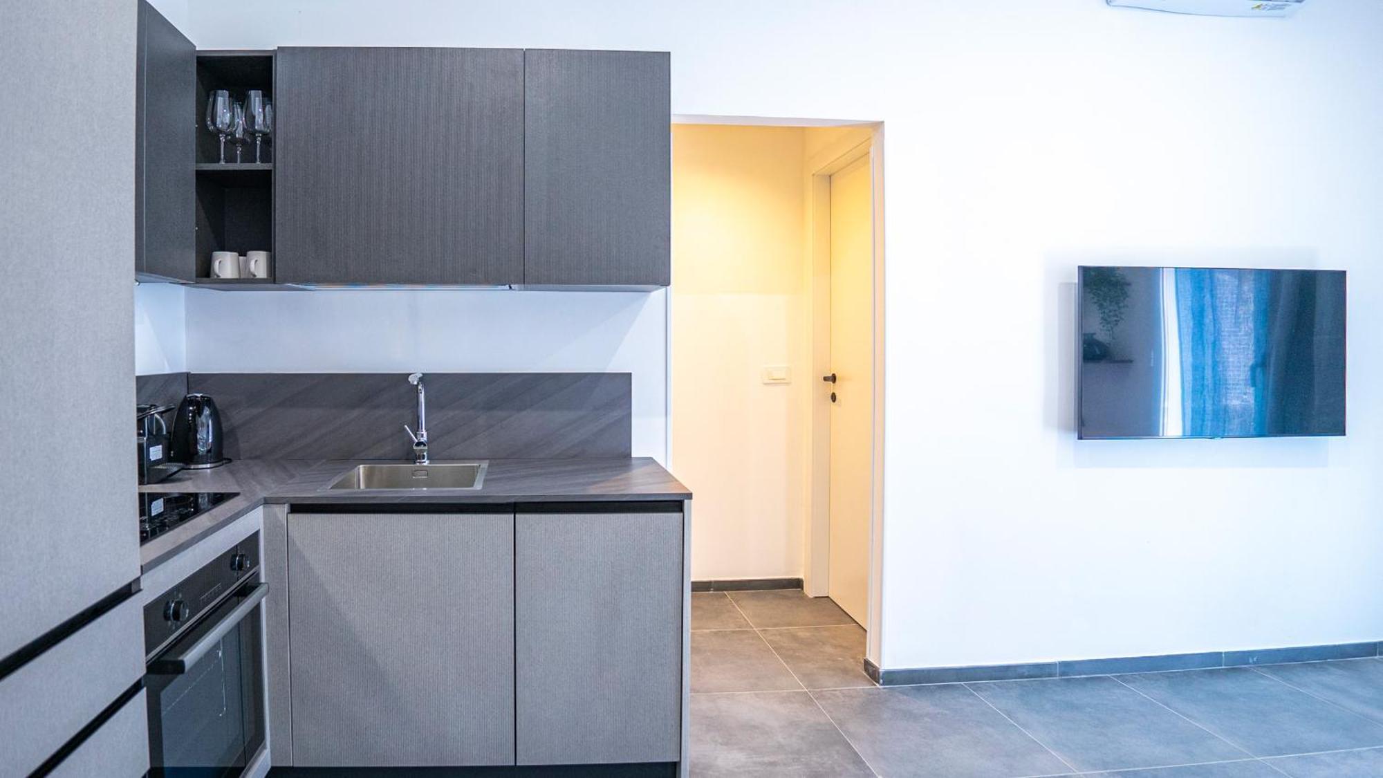 Gelsomino Charming Flat Rom